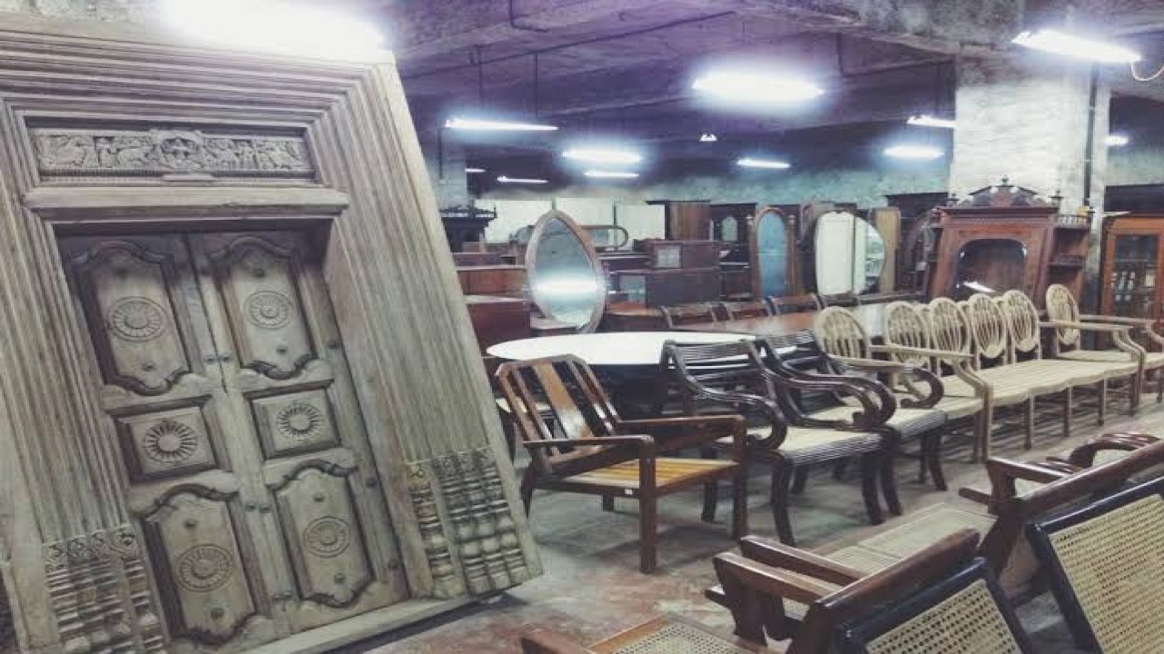 Raja furniture world
