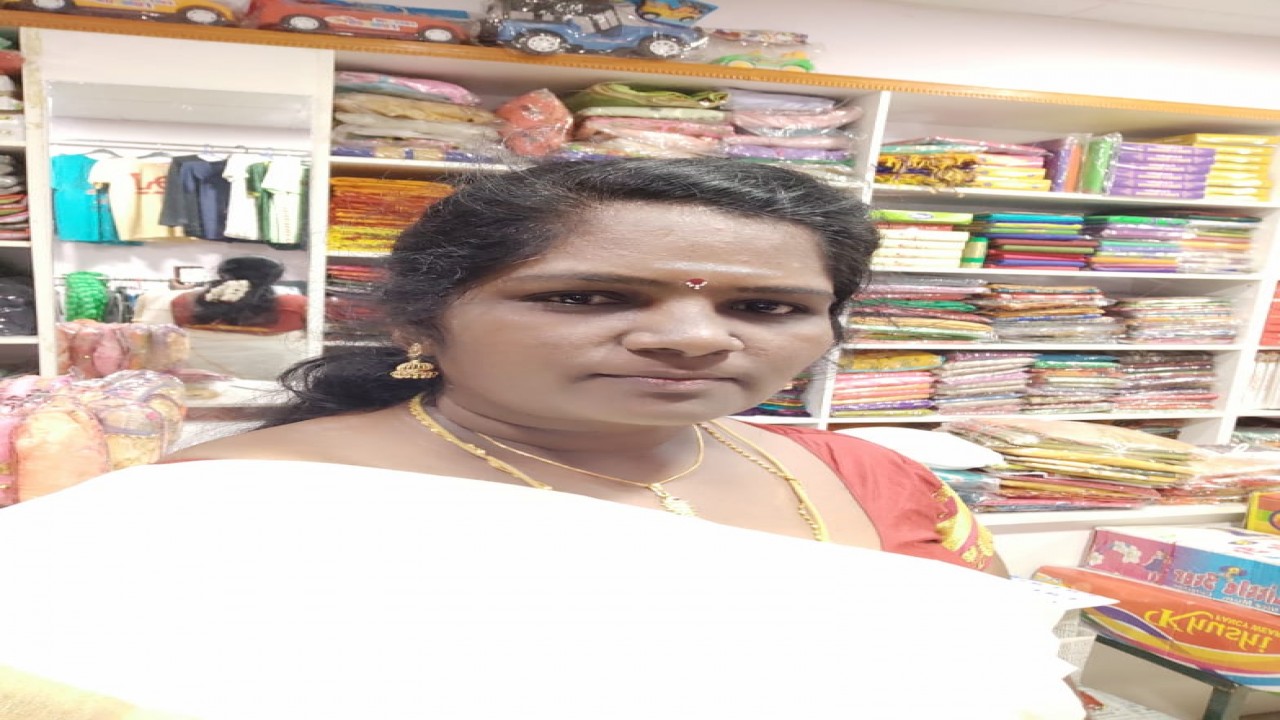 RAJA RAJESWARI SILKS AND READYMADES